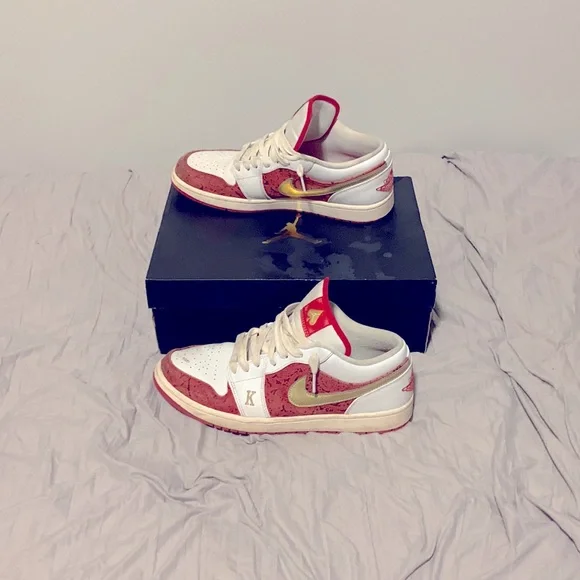 Air Jordan 1 Dunk Low King Queen Poker PE Air Jordan 1 Low SE  main image 3